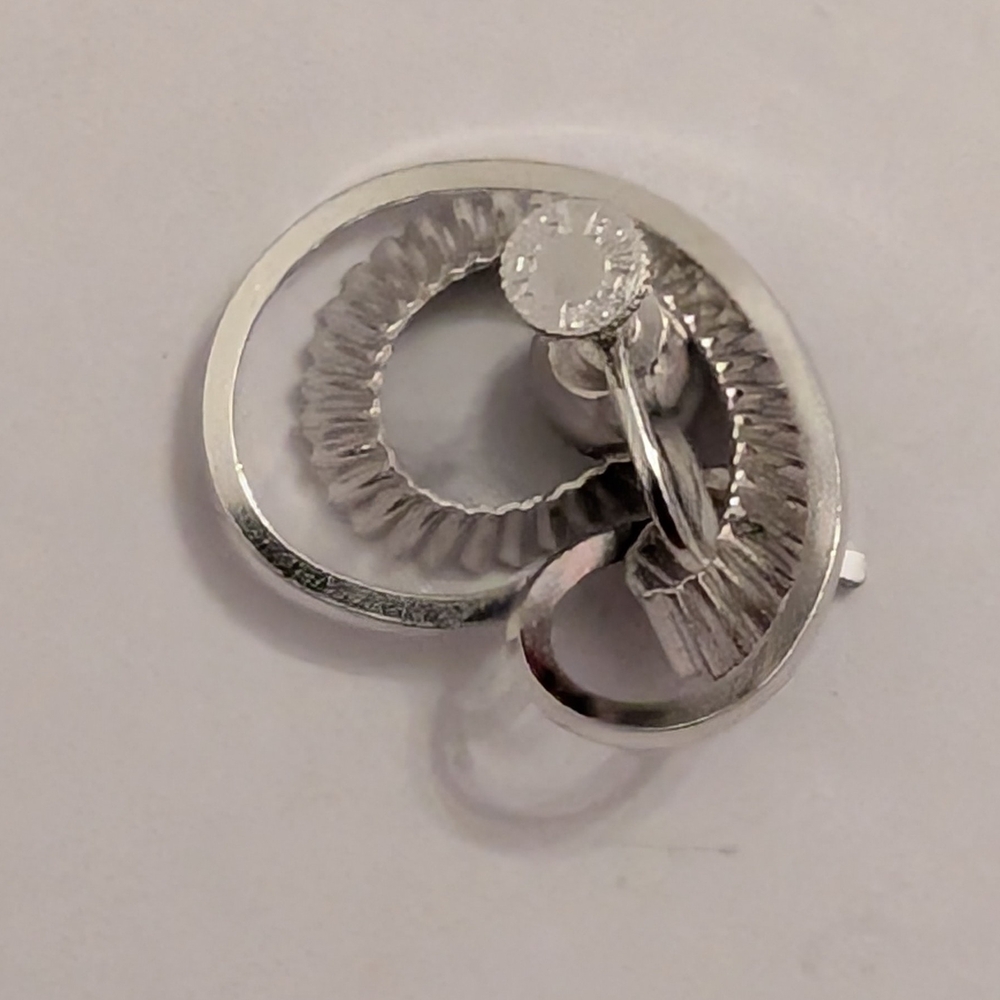 Bond Boyd Sterling Screw Back Vintage Earrings - Picture 4 of 4